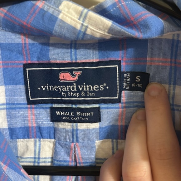 EUC Vineyard Vines Blue Plaid Button Down Shirt Small (8-10) - Picture 3 of 4